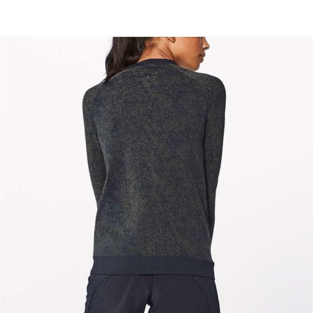 Lululemon Rest Less Pullover top 8 - Picture 3 of 5